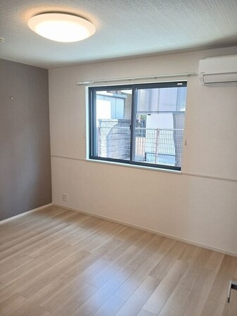 メゾン12朝来の物件内観写真